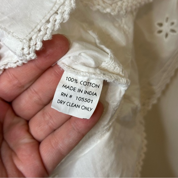 Double D Ranch White Floral Eyelet Square Neck Button Up Blouse Sz M Western - Picture 10 of 10